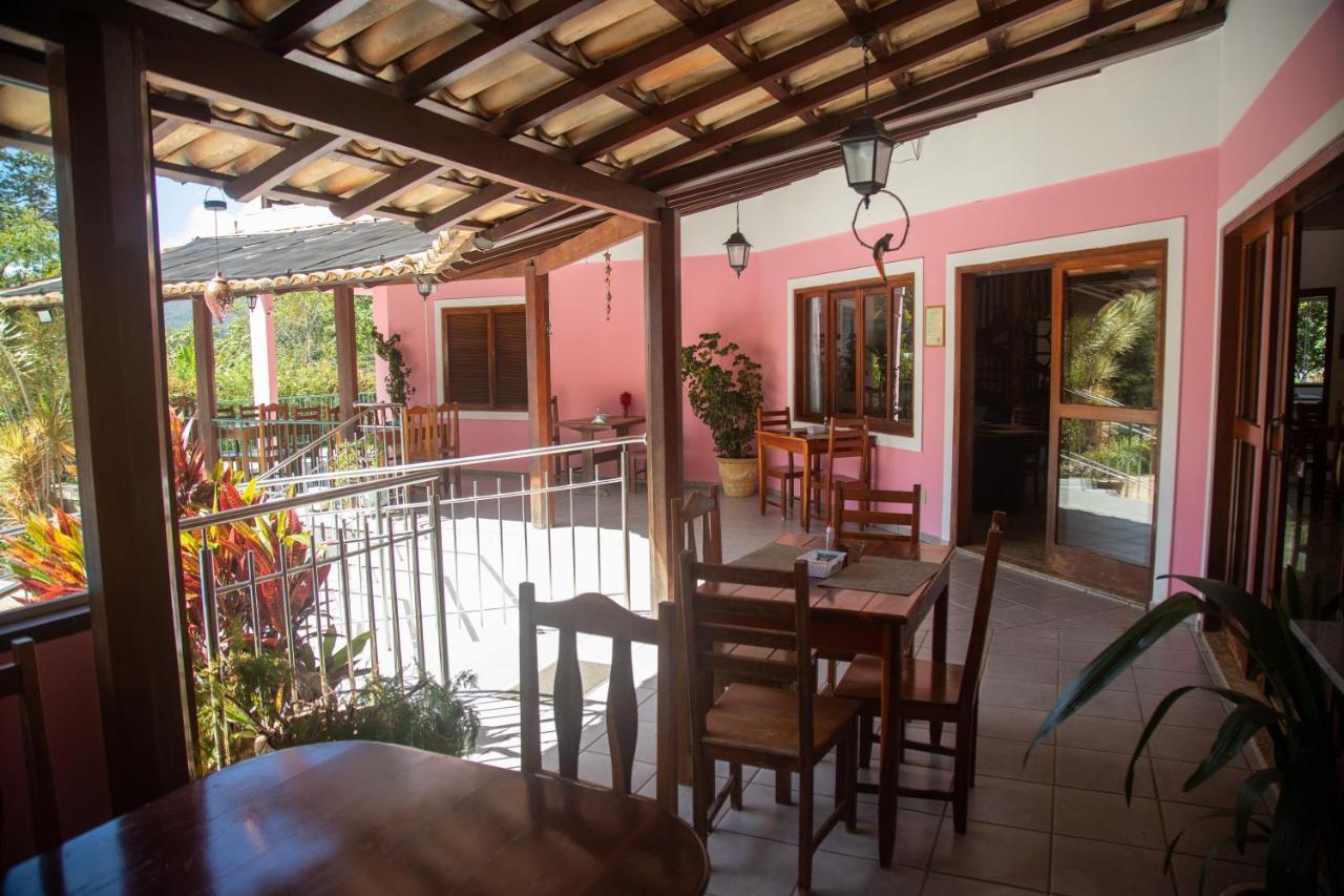 Pousada Casa Rosa Алту-Параизу-ди-Гояс Экстерьер фото