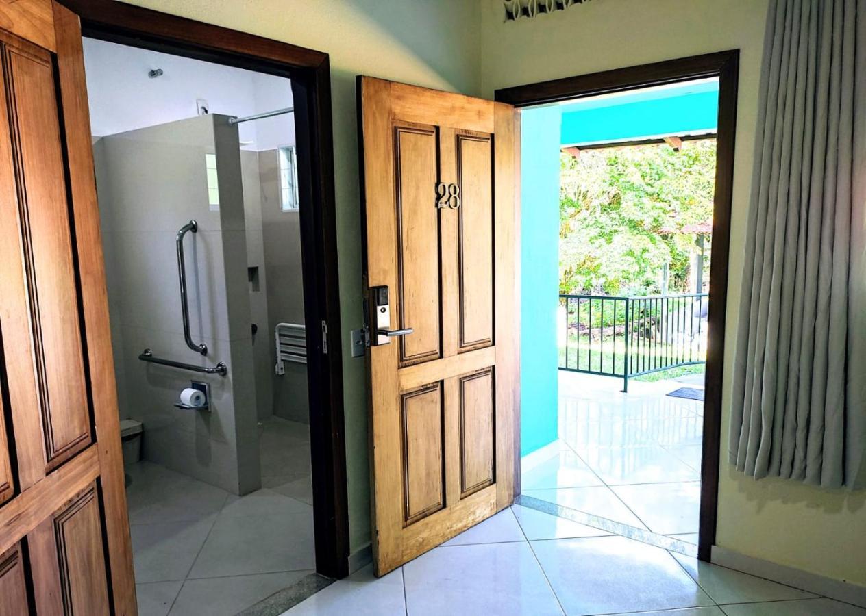 Pousada Casa Rosa Алту-Параизу-ди-Гояс Экстерьер фото